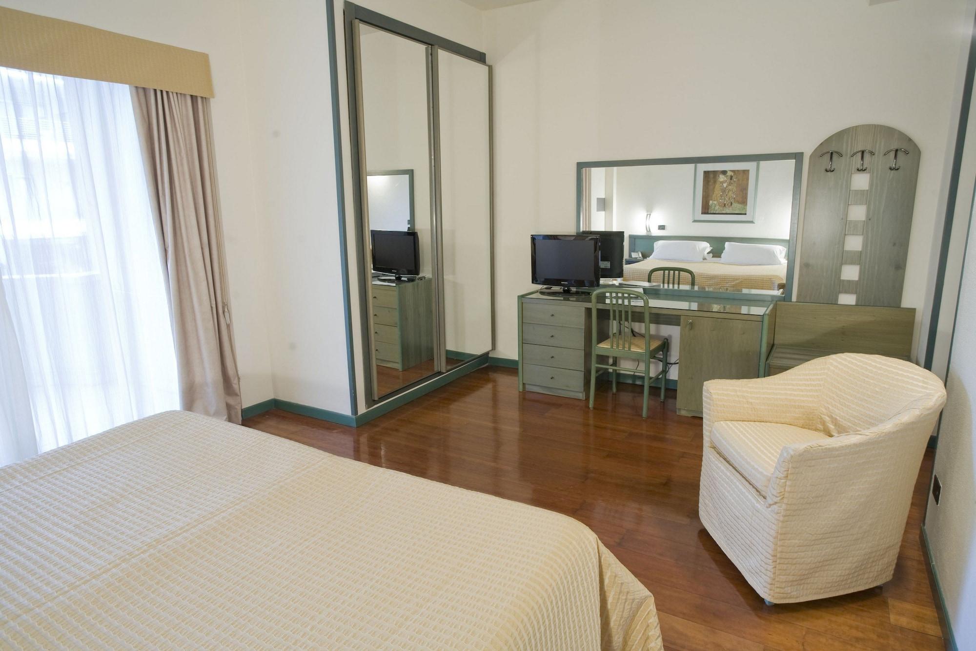 Hotel Le Palme - Premier Resort Milano Marittima Bagian luar foto