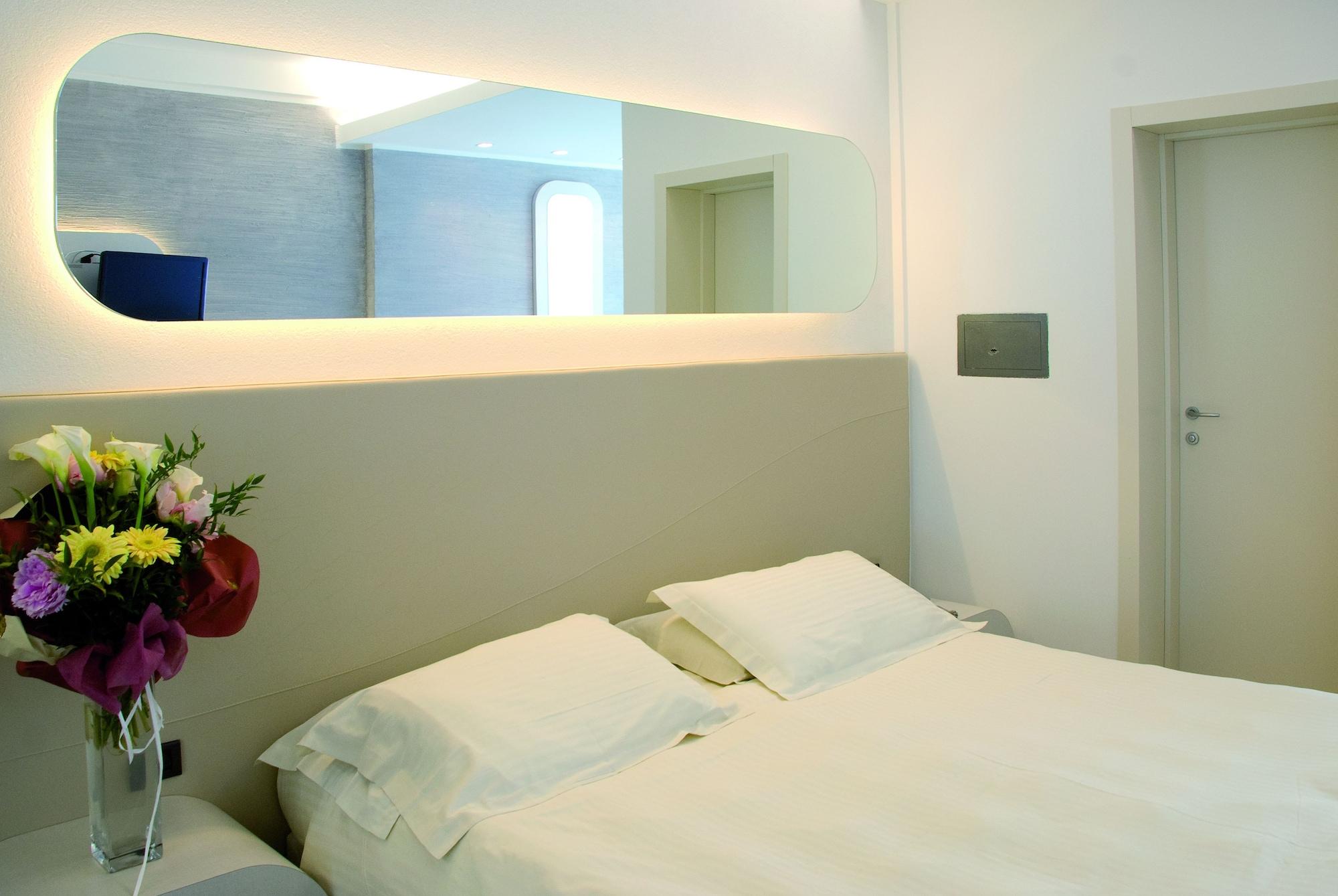 Hotel Le Palme - Premier Resort Milano Marittima Bagian luar foto