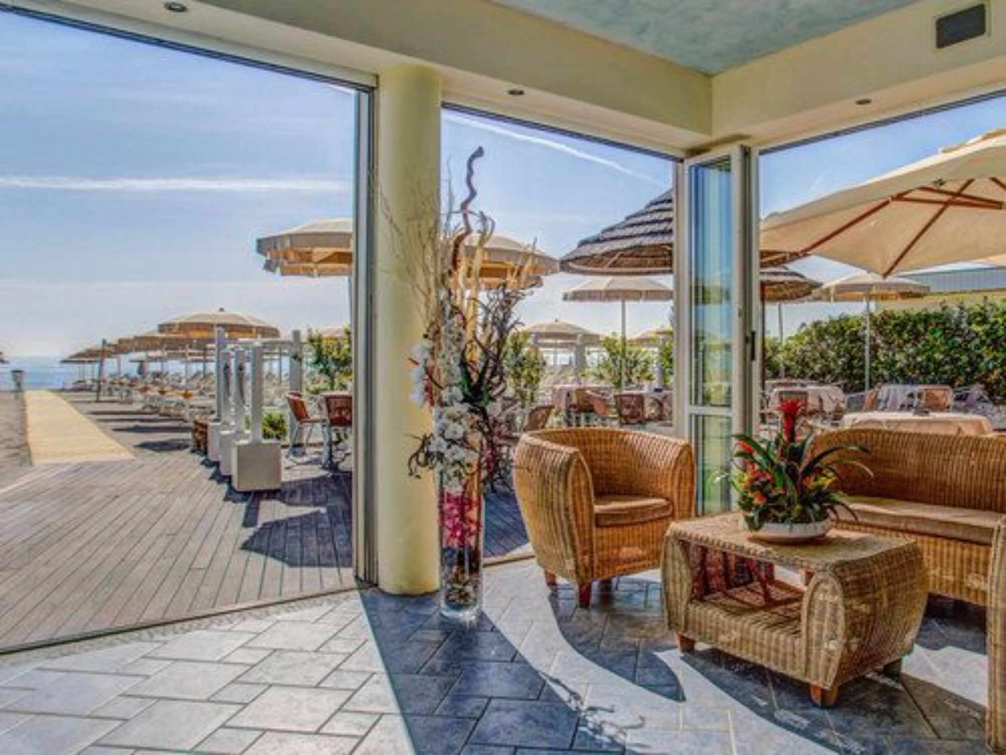 Hotel Le Palme - Premier Resort Milano Marittima Bagian luar foto