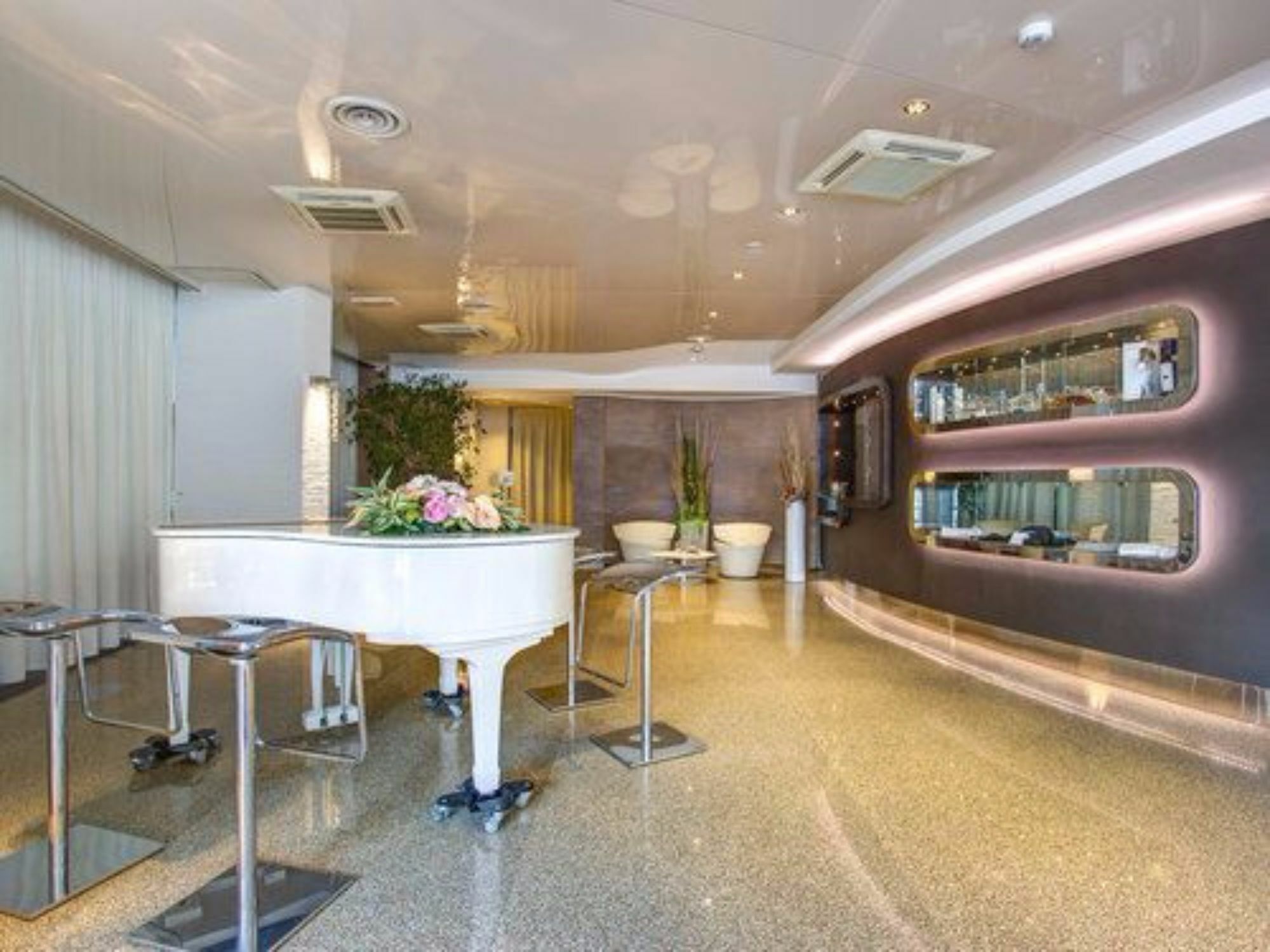 Hotel Le Palme - Premier Resort Milano Marittima Bagian luar foto