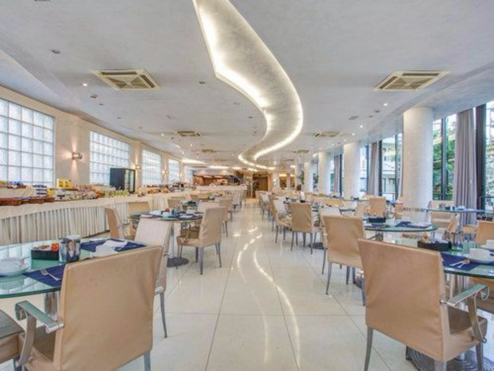 Hotel Le Palme - Premier Resort Milano Marittima Bagian luar foto
